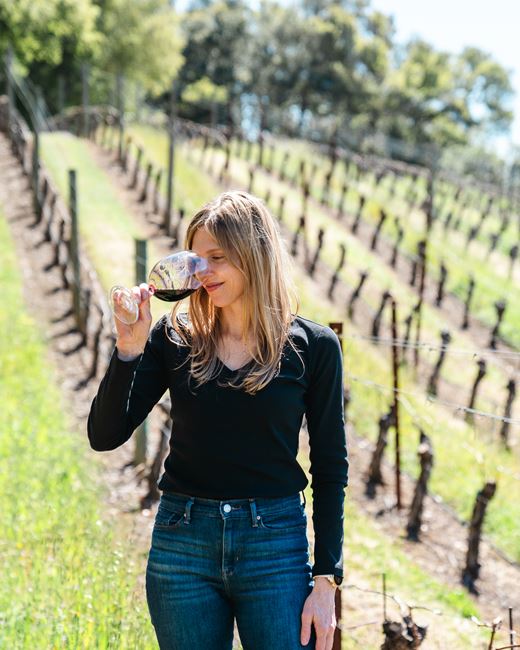 Winemaker, Rebecca  Peterson
